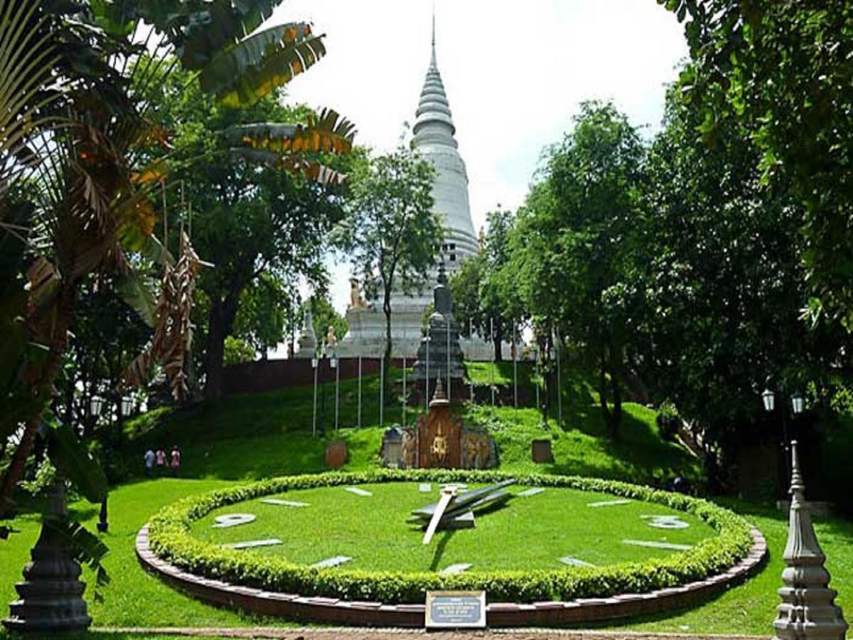 Orussey One Hotel & Apartment Phnom Penh Dış mekan fotoğraf